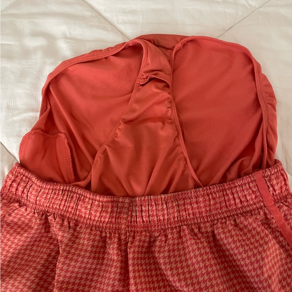 Nike Dry Tempo Women's Orange Patterned Athletic Shorts Size L - Picture 7 of 7